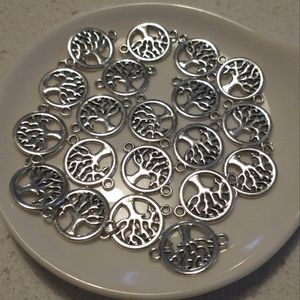 🧁 3/$30 Tree of Life Charms 20 Pieces NEW